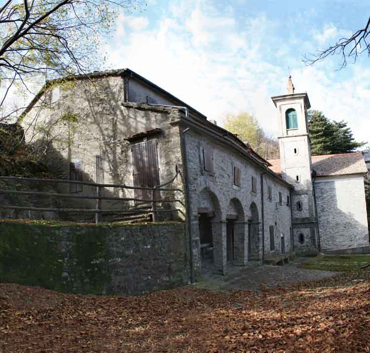  Image name: 04-santuario calvigi.jpg 
 width: 750 pixel 
 height: 715 pixel 
 Size: 59350 bytes 
 Click to enlarge 
